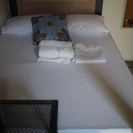 Baboon Hostel Санта-Марта Экстерьер фото