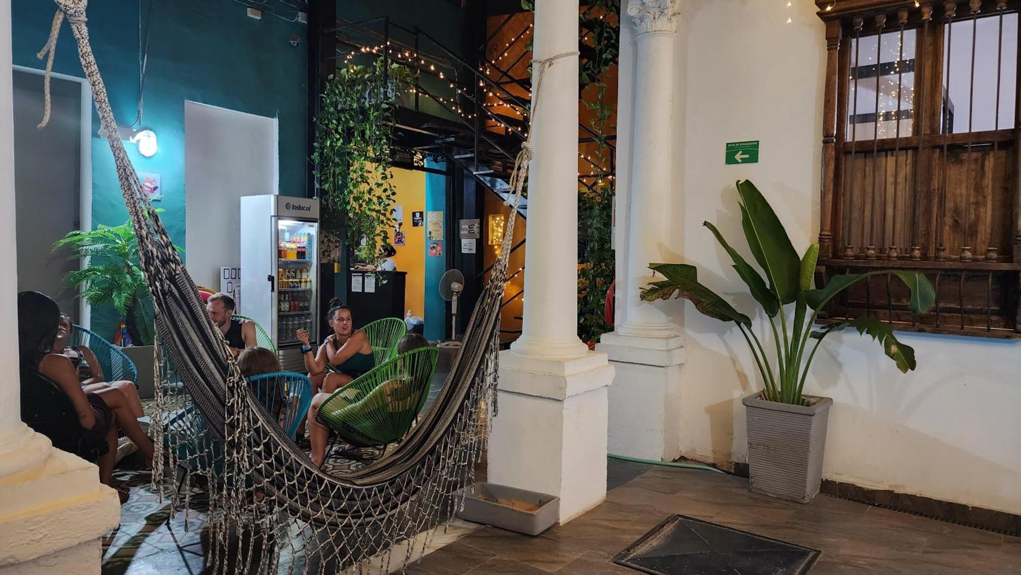 Baboon Hostel Санта-Марта Экстерьер фото